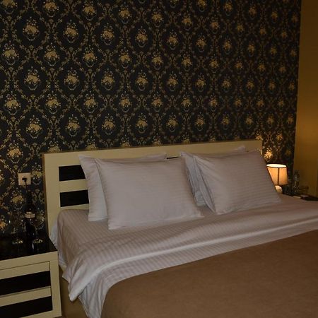 Vere Corner Hotel Tbilisi Zewnętrze zdjęcie