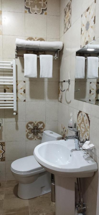 Vere Corner Hotel Tbilisi Zewnętrze zdjęcie