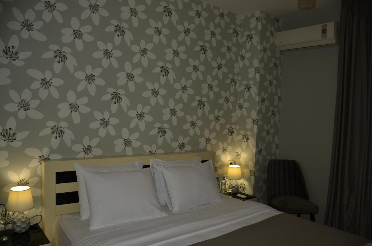 Vere Corner Hotel Tbilisi Zewnętrze zdjęcie