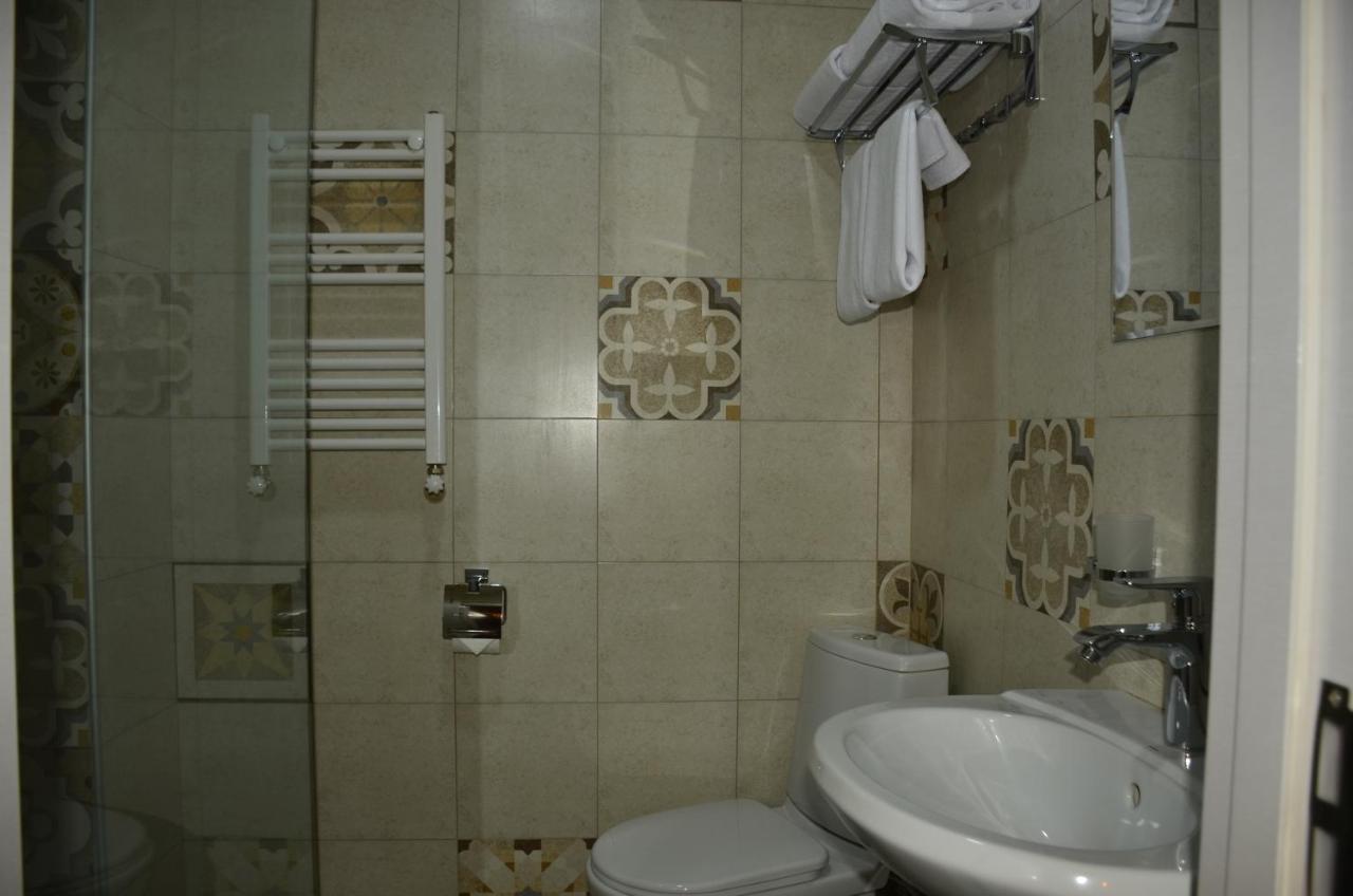 Vere Corner Hotel Tbilisi Zewnętrze zdjęcie